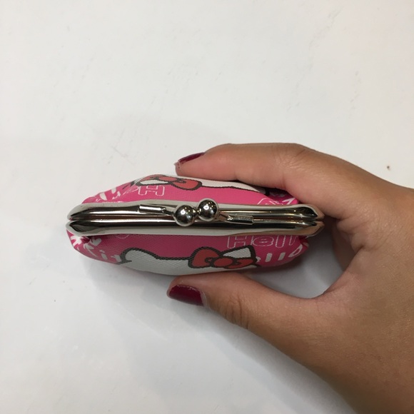 Sanrio | Hello Kitty Coin Purse - Picture 6 of 9